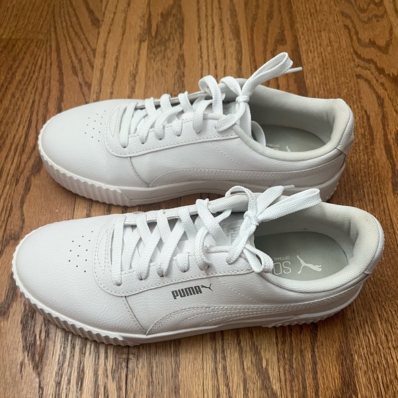 Size 9 Puma White Sneakers - Picture 4 of 10